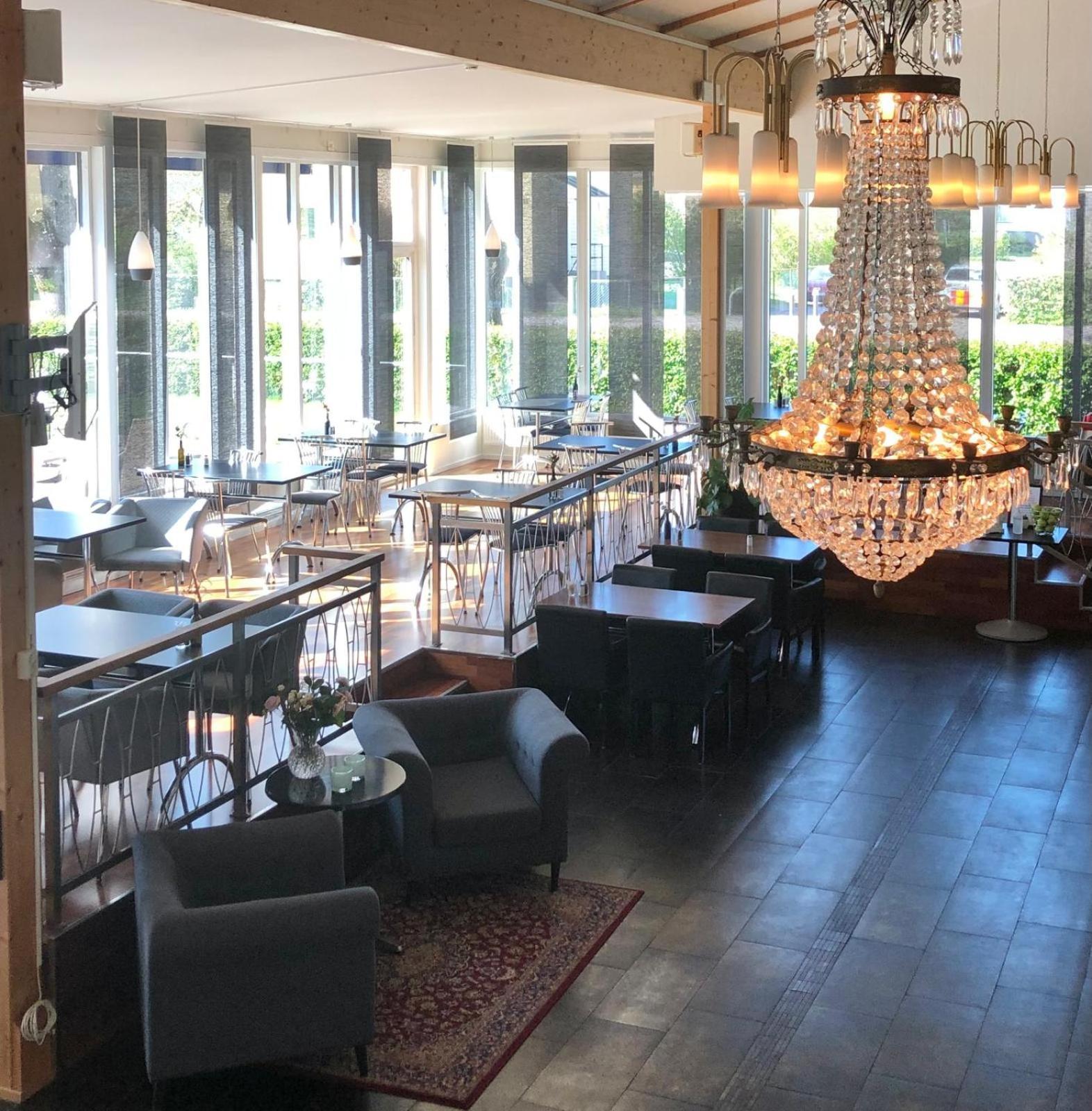 Arena Hotell Vanersborg Exterior photo